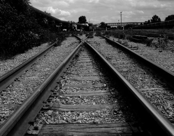 В РК из-за аварии на железной дороге задерживаются 10 поездов