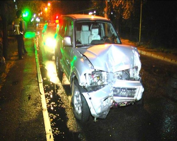 ДТП в Алматы: водитель скрылся с места происшествия (ФОТО)