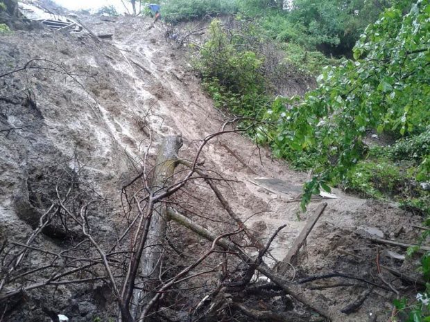 Сели парализовали автотрассу Бишкек - Ош