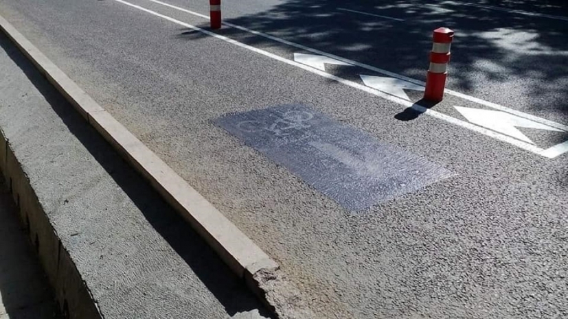 Ради клиентов ресторана велодорожку превратили в парковку в Алматы