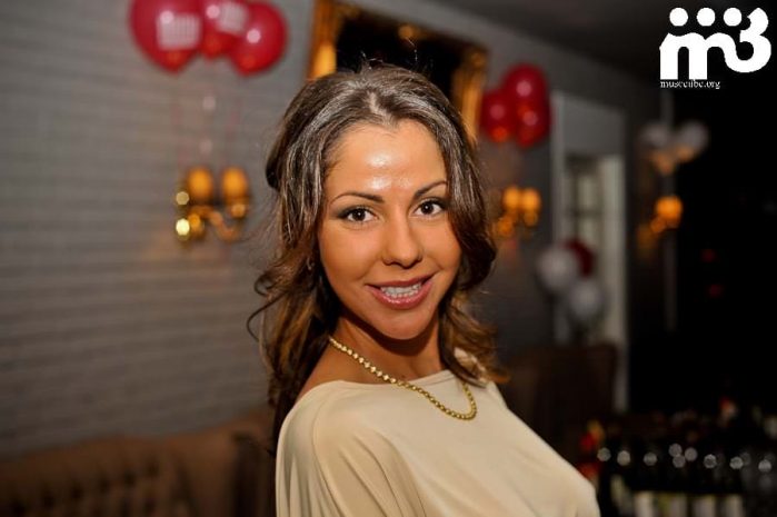 Порноактриса Елена Беркова увеличила губы