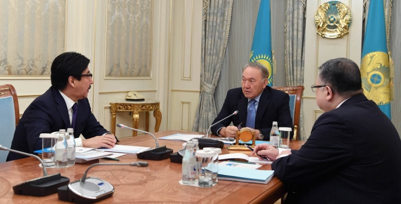 Назарбаев встретился с ректором КазНУ