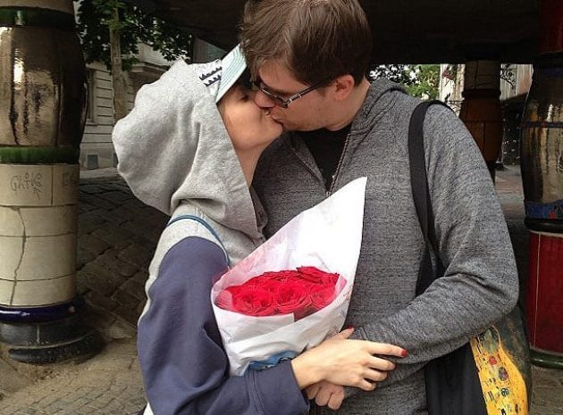 Гарик Харламов и Кристина Асмус объявили о свадьбе