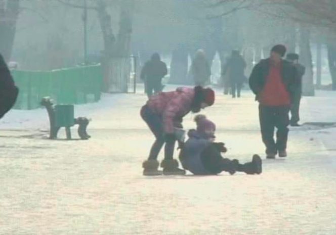 В двух городах ВКО отменены занятия в школах