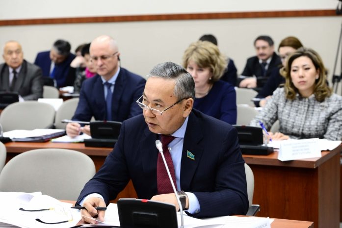 За каждый цент предъявят государству – Оксикбаев