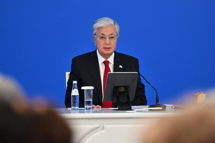 «Предлагаемые меры в целом верны»: Токаев поддержал повышение ставки НДС