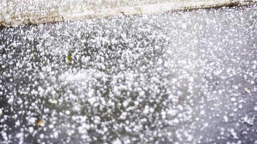 В СКО ожидается град и сильный ветер