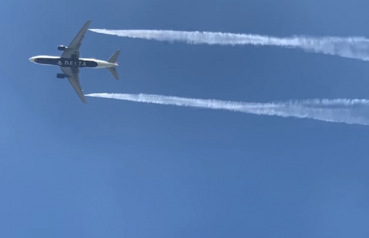 Самолет сбросил топливо прямо на пригород Лос-Анджелеса