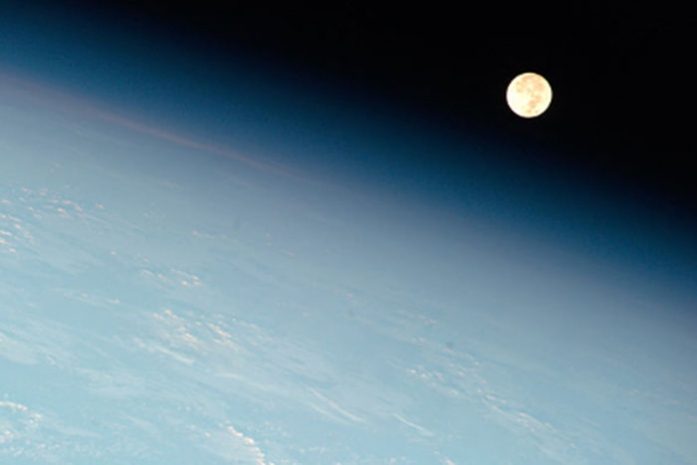 Роскосмос опроверг информацию о создании орбитальной станции