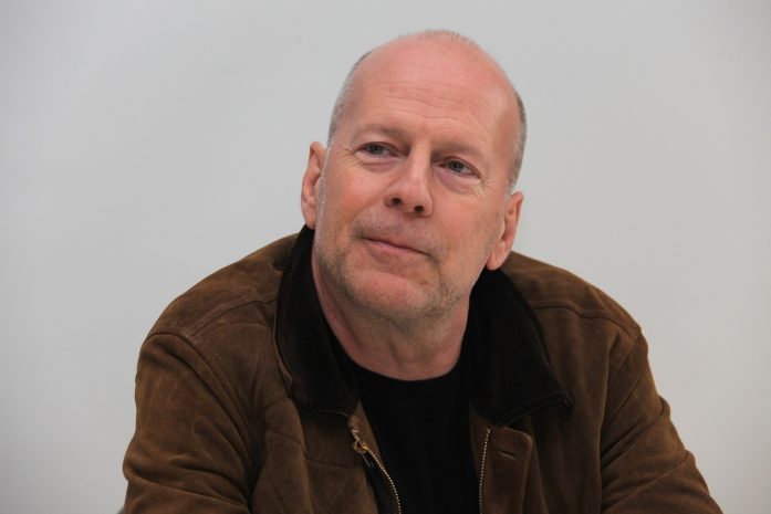 Брюс Уиллис продал поместье, серьезно продешевив