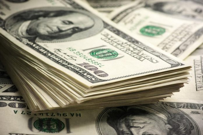 Курс доллара стабилен в Казахстане