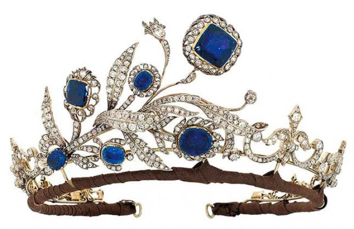 Тиара-трансформер на лондонских ювелирных торгах Christie's