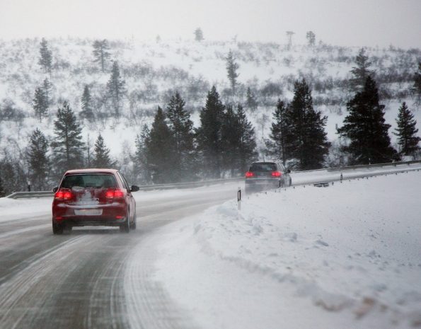 Ряд трасс республиканского значения закрыт в восьми областях Казахстана