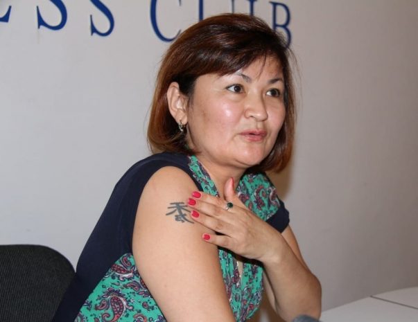 На экстрасенса Бахыт Жуматову заявили в полициюЭксклюзив