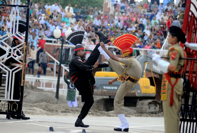МИД: На консульском учете в Индии состоят пятнадцать казахстанцев