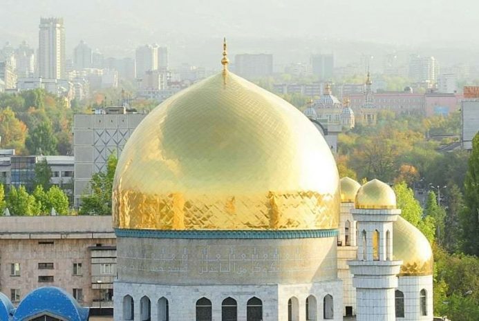 Алматинцам рассказали, где можно совершать жертвоприношения на Курбан-айт