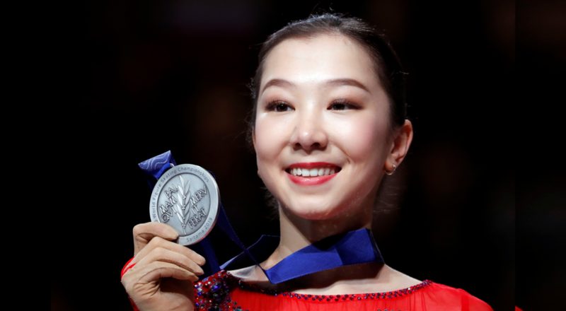 Фигуристка Элизабет Турсынбаева запела о любви