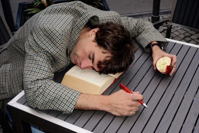 Сколько нужно спать, чтобы похудеть