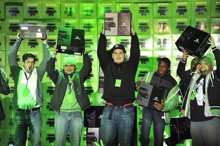 Xbox One повторила рекорд PlayStation 4