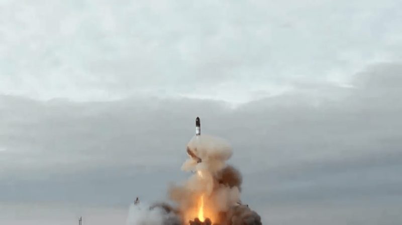 Конверсионная ракета вывела на орбиту несколько спутниковЭксклюзив