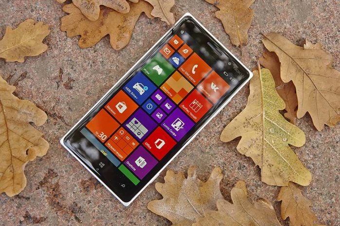 Nokia Lumia 830: дешево и сердитоЭксклюзив