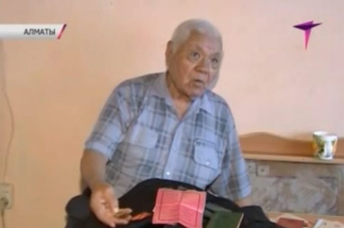 87-летний ветеран из Алматы не может доказать свое участие в ВОВ