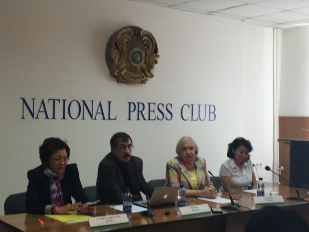 «На кодекс адмнарушений наплевали» – Е. Жовтис