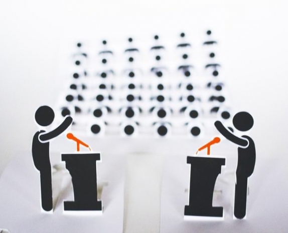 Дебаты политических партий профинансируют из бюджета