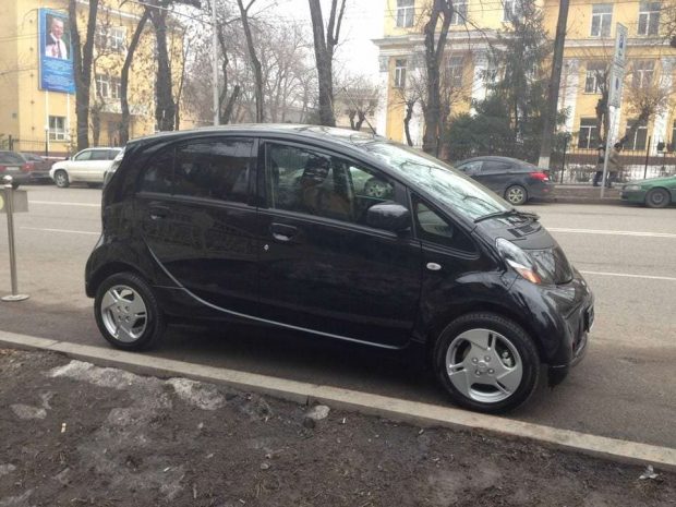 Mitsubishi представил в Казахстане электромобильЭксклюзив