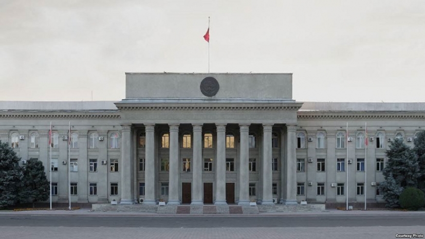 В правительстве Кыргызстана планируют сокращение