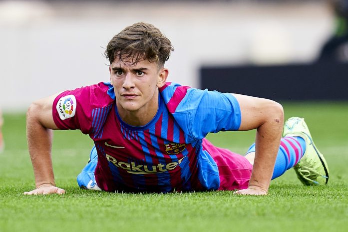 Гави заявил о желании остаться в «Барселоне»