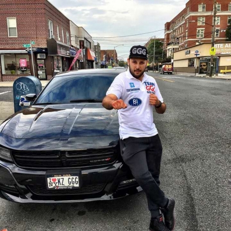 Фанат Головкина разъезжает по Нью-Йорку на автомобиле с номером KZ GGG