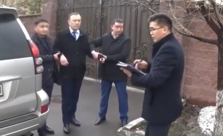 Задержан заместитель генерального директора Республиканского центра санитарной авиации