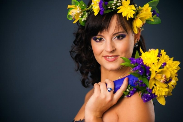 VVstudio проведет мастер-класс по макияжу в кофейне в Алматы