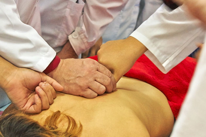 Бесплатная школа массажа для незрячих работает в АлматыЭксклюзив