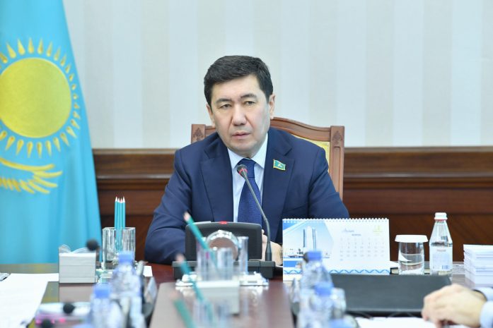 Кошанов о выборах: Любая партия должна быть готова к политической борьбе