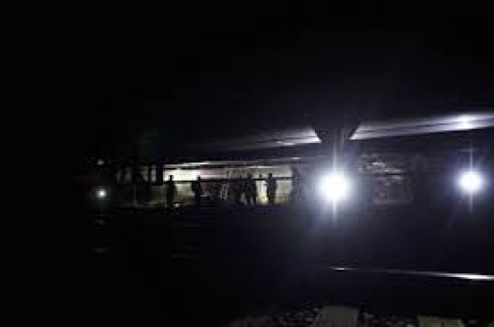 В США поезд с этанолом сошел с рельсов (ВИДЕО)