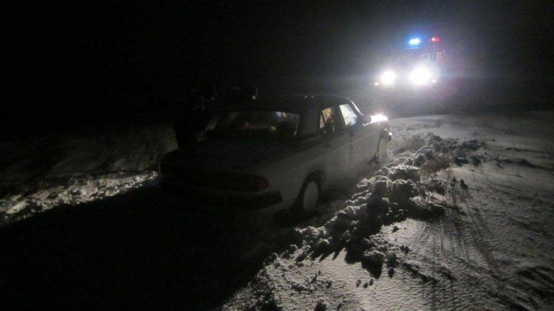 В ВКО из перемета спасли трех рыбаков