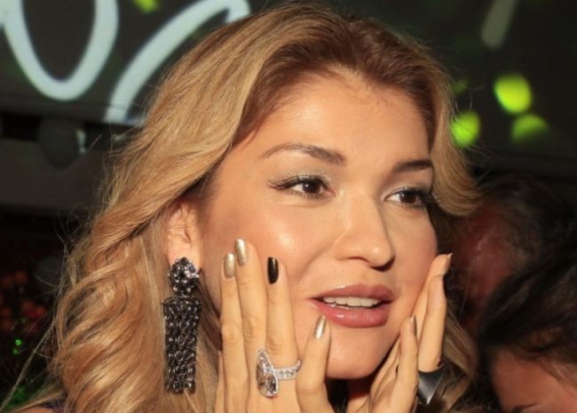 Дом Гульнары Каримовой в Женеве захвачен беженцами