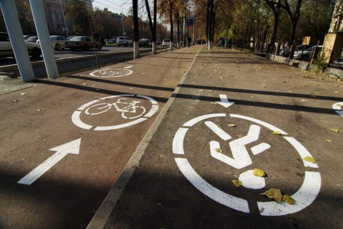 Алматинские улицы превратят в велодорожки