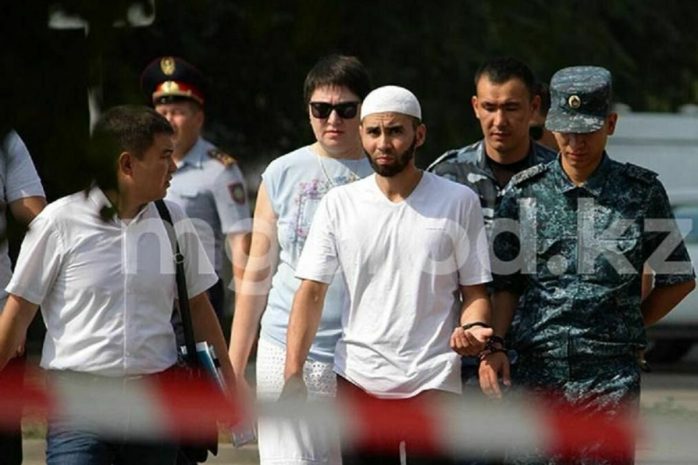 Убийца бизнесмена попросил его не арестовывать из-за наличия двух жен