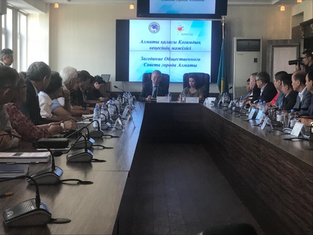 Люди сомневаются, тех ли задержали — о подозреваемых в убийстве Дениса Тена