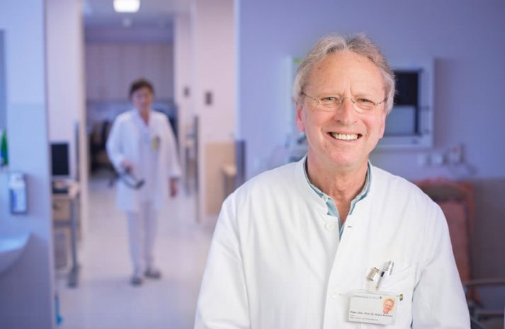 Казахстанцев приедет лечить оториноларинголог из Австрии