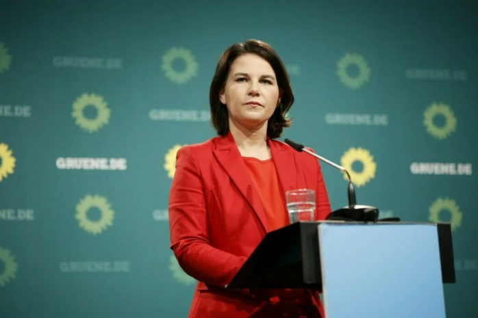 Украине и следующим летом могут понадобиться новые тяжелые вооружения — МИД Германии