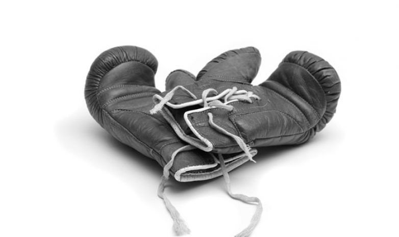 Почти полмиллиона тенге вымогал боксер у военных в Балхаше