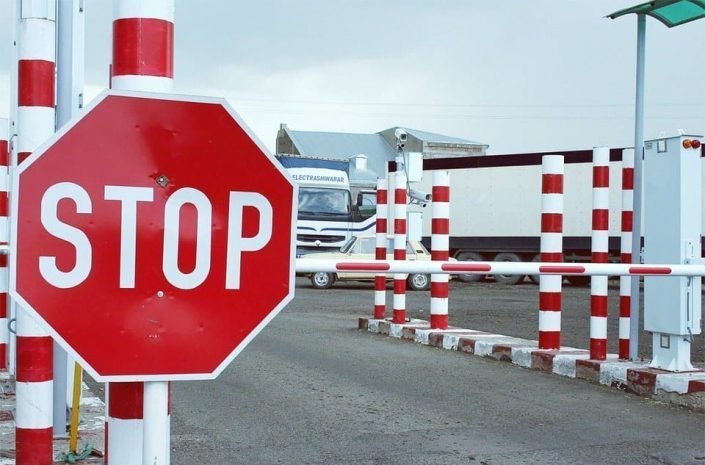 ФТС России вводит мобильный контроль на границах с Казахстаном и Белоруссией