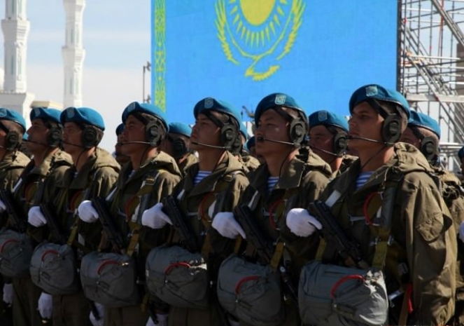 Военных РК переведут на полное пенсионное гособеспечение