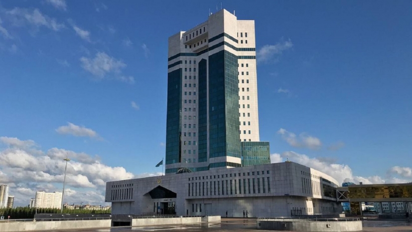 Правительство и Национальный банк Казахстана выступили с совместным заявлением