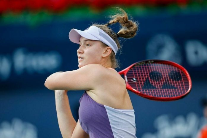 В четвертьфинал турнира в Чехии вышла Елена Рыбакина