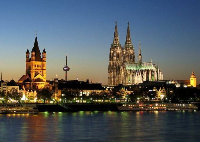 После новогодних нападений туристы отказываются ехать в Кельн